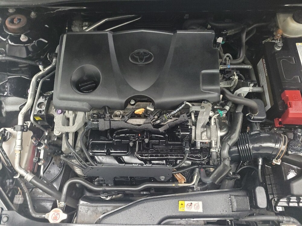 2018 Toyota Camry in Eastpointe, MI 48021 - 18141162 30