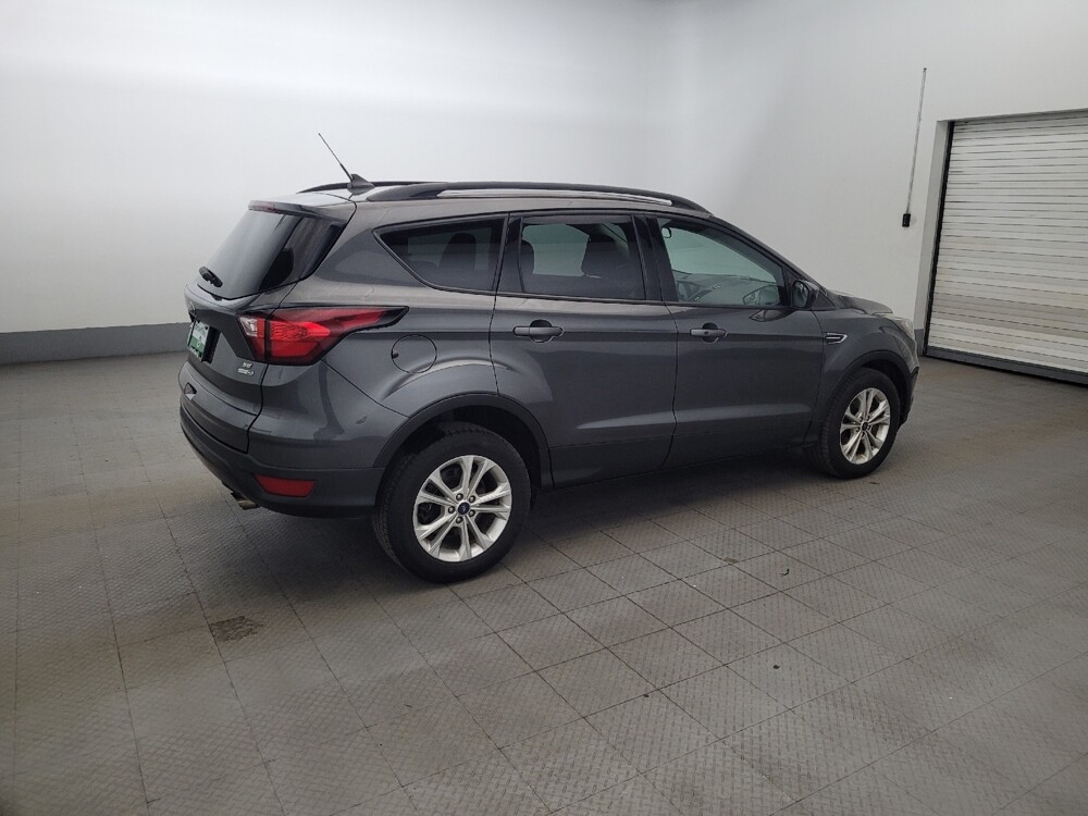 2019 Ford Escape in Temple Hills, MD 20746 - 18141165 10