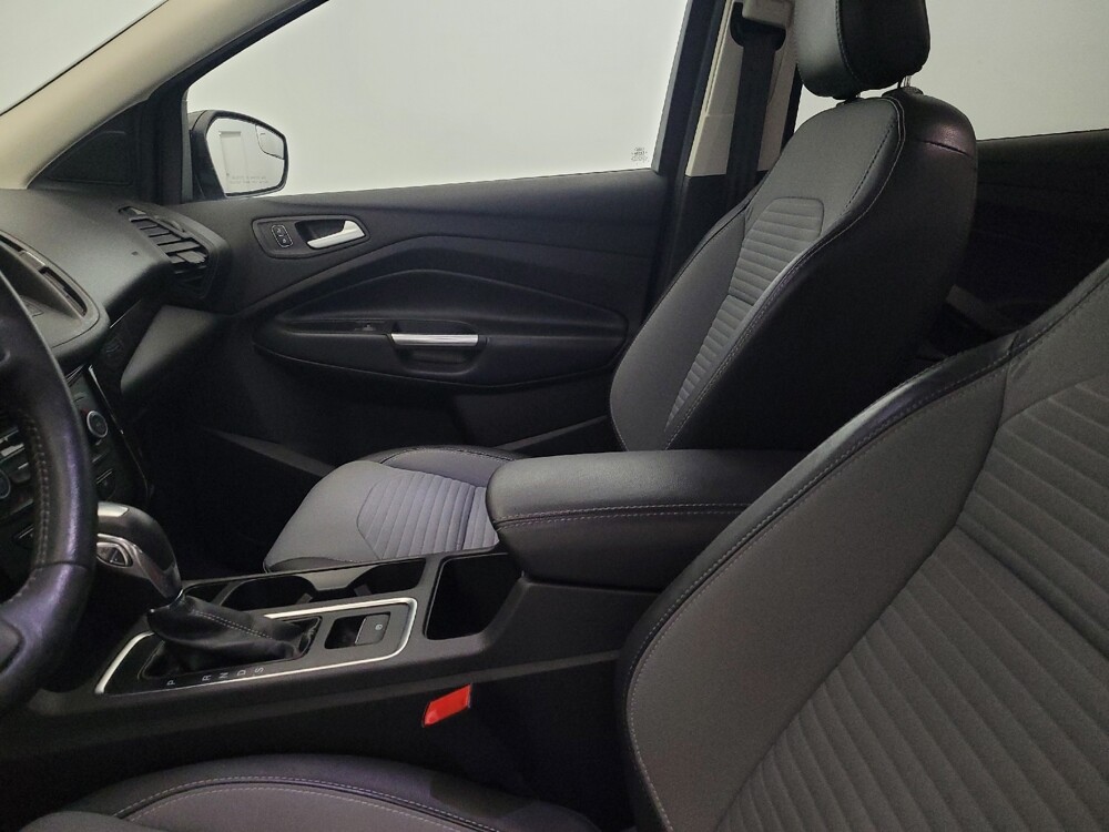 2019 Ford Escape in Temple Hills, MD 20746 - 18141165 17