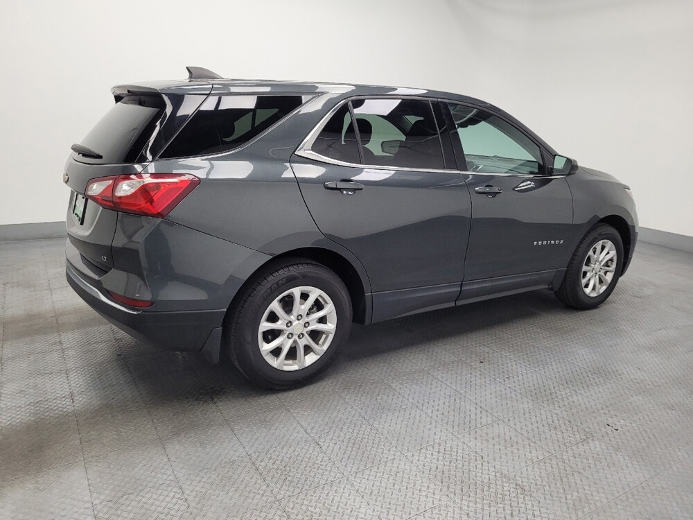 2020 Chevrolet Equinox in Las Vegas, NV 89102 - 18141167 10