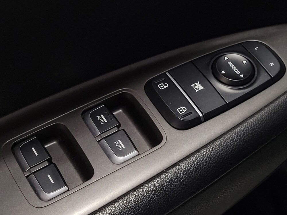 2019 Kia Optima in Orlando, FL 32808 - 18141170 27