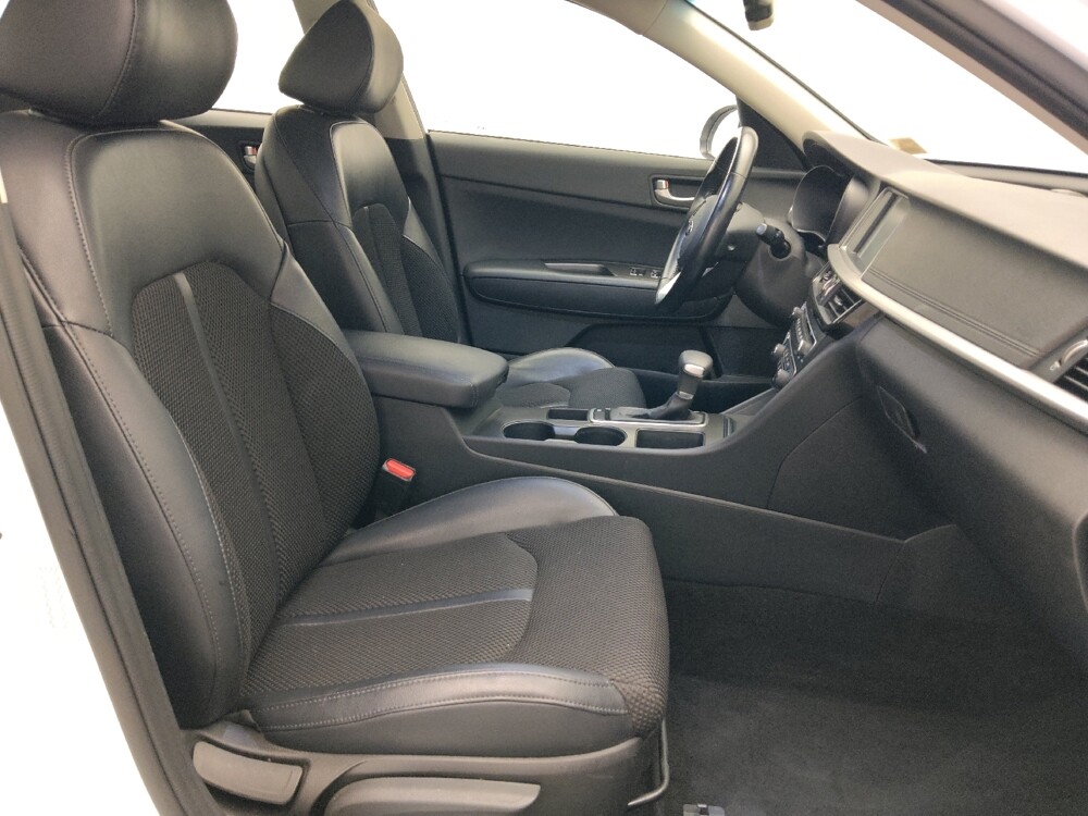 2019 Kia Optima in Orlando, FL 32808 - 18141170 21