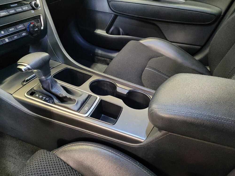 2019 Kia Optima in Orlando, FL 32808 - 18141170 26