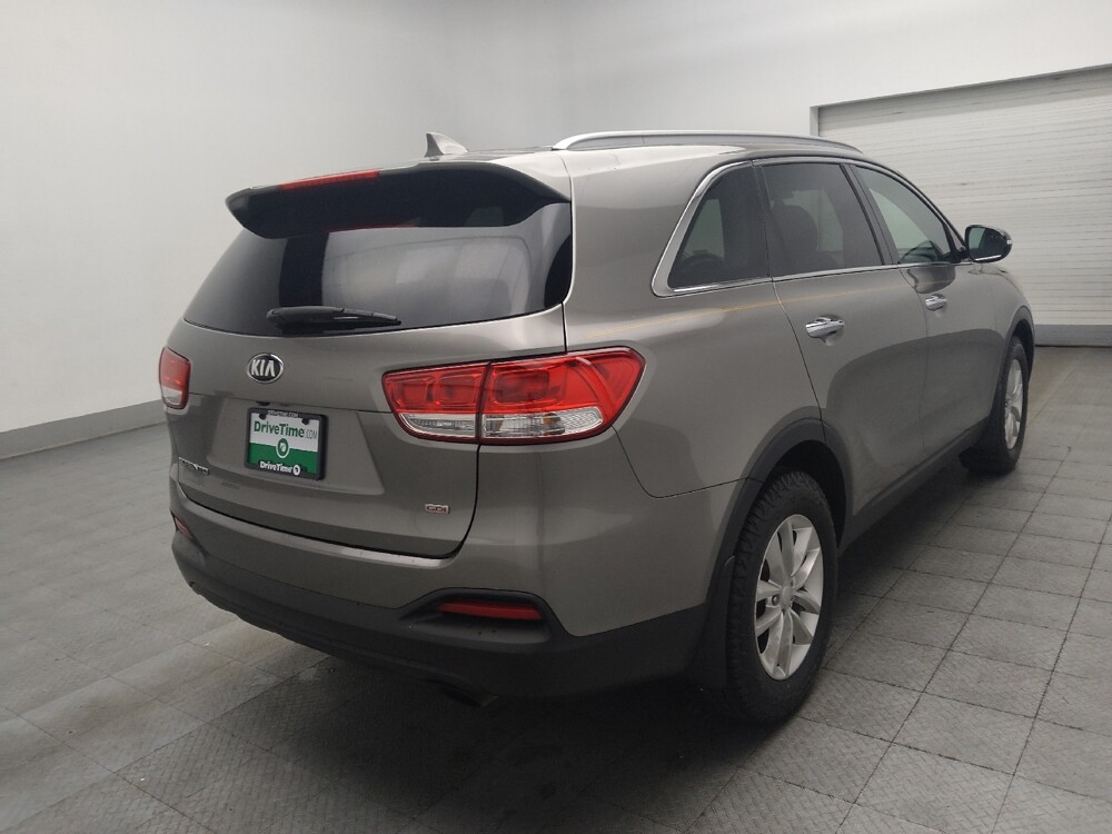 2018 Kia Sorento in Conyers, GA 30094 - 18141172 9
