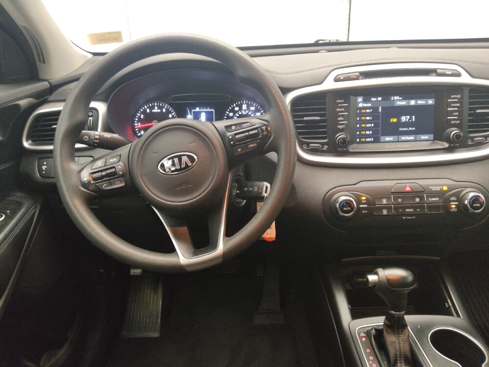 2018 Kia Sorento in Conyers, GA 30094 - 18141172 22