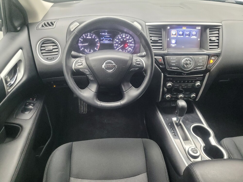 2019 Nissan Pathfinder in Indianapolis, IN 46222 - 18141173 22