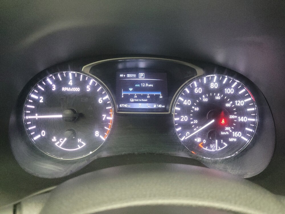 2019 Nissan Pathfinder in Indianapolis, IN 46222 - 18141173 23