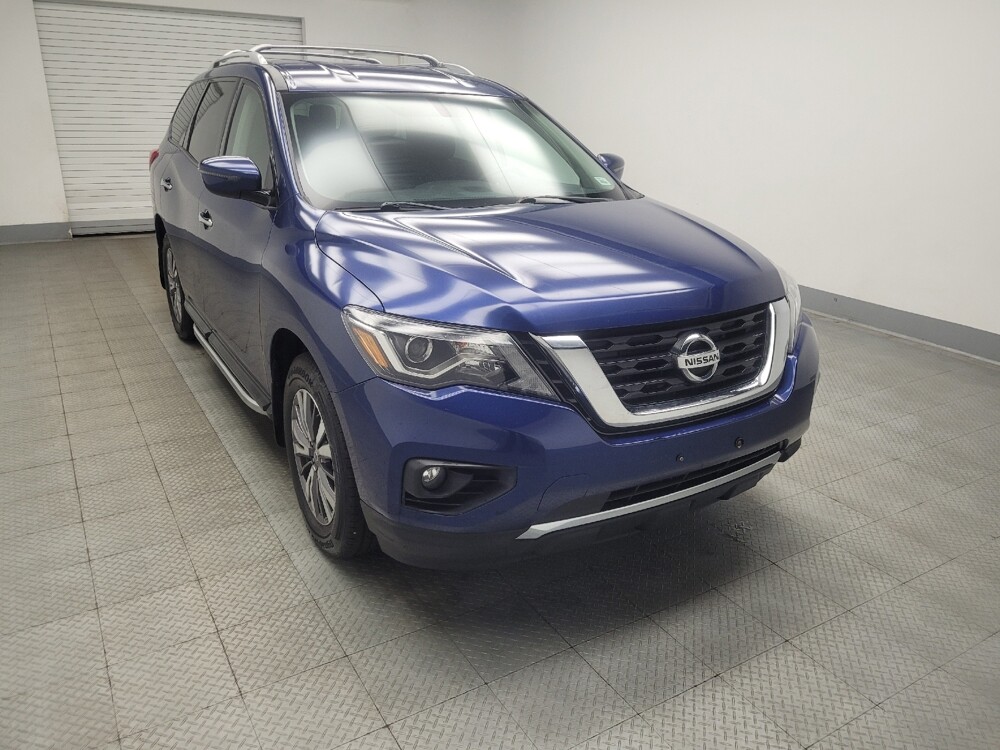 2019 Nissan Pathfinder in Indianapolis, IN 46222 - 18141173 13