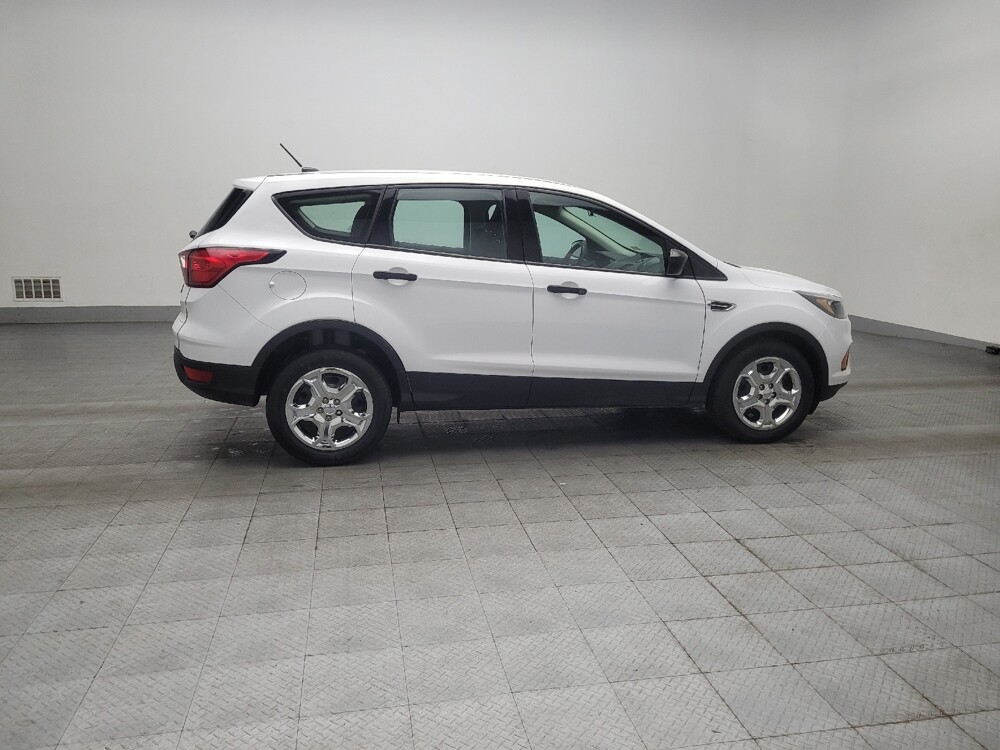 2019 Ford Escape in Conyers, GA 30094 - 18141183 10