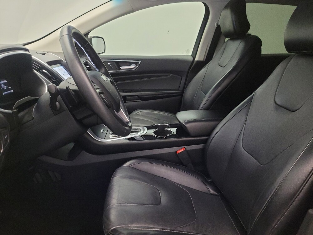 2016 Ford Edge in Glendale, AZ 85301 - 18141191 17