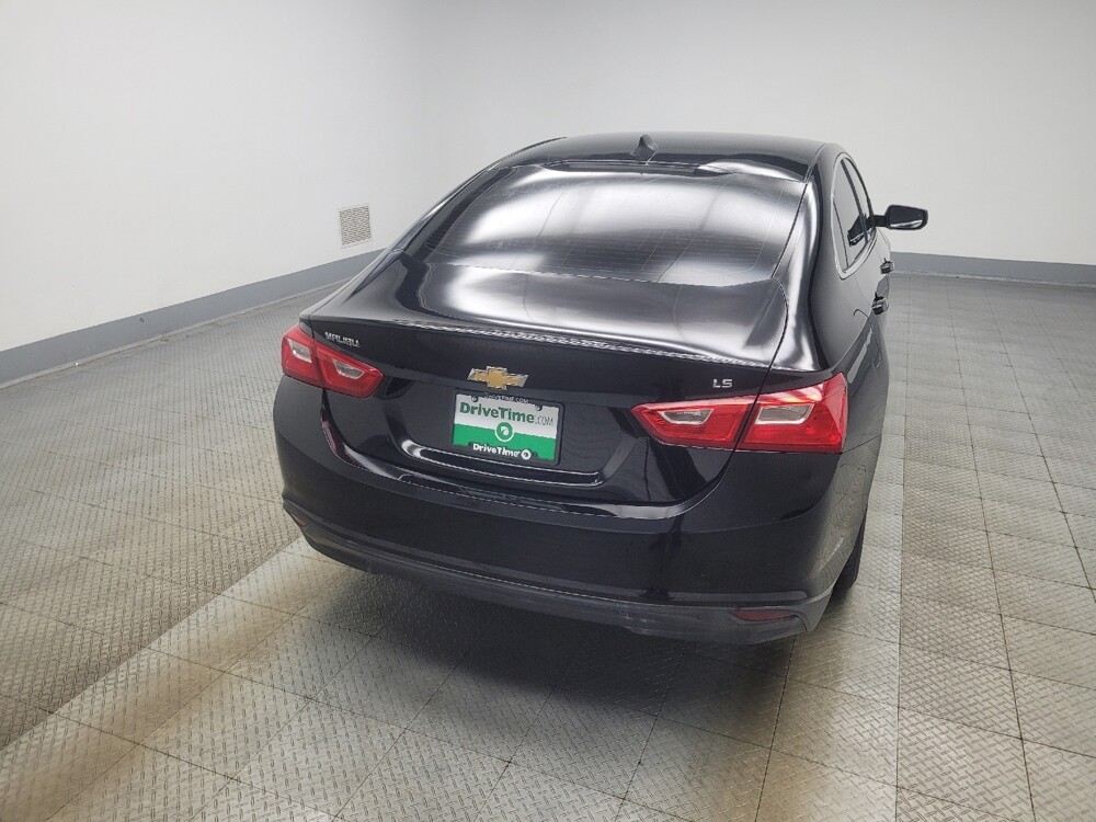 2016 Chevrolet Malibu in Mishawaka, IN 46545 - 18141196 7