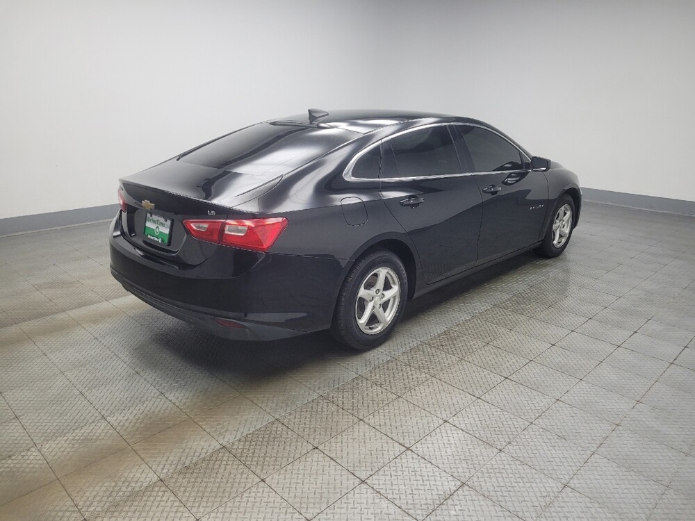 2016 Chevrolet Malibu in Mishawaka, IN 46545 - 18141196 10