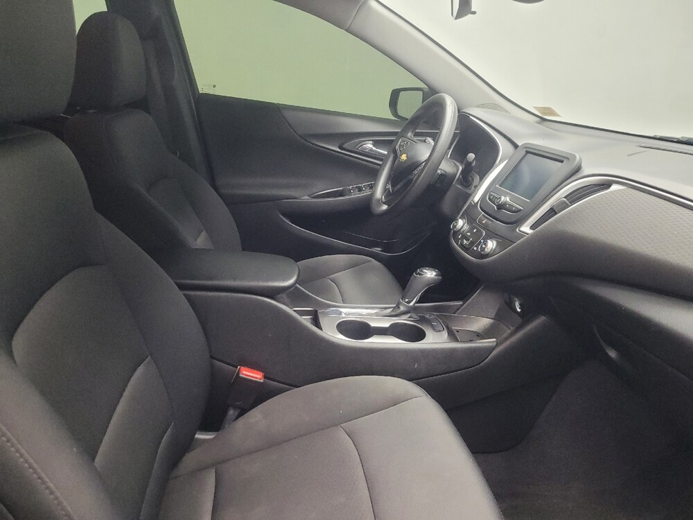 2016 Chevrolet Malibu in Mishawaka, IN 46545 - 18141196 21