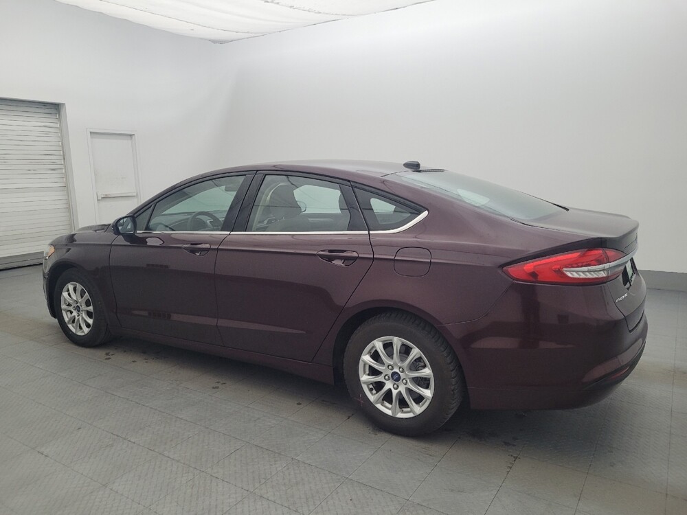 2017 Ford Fusion in Lakeland, FL 33815 - 18141203 3