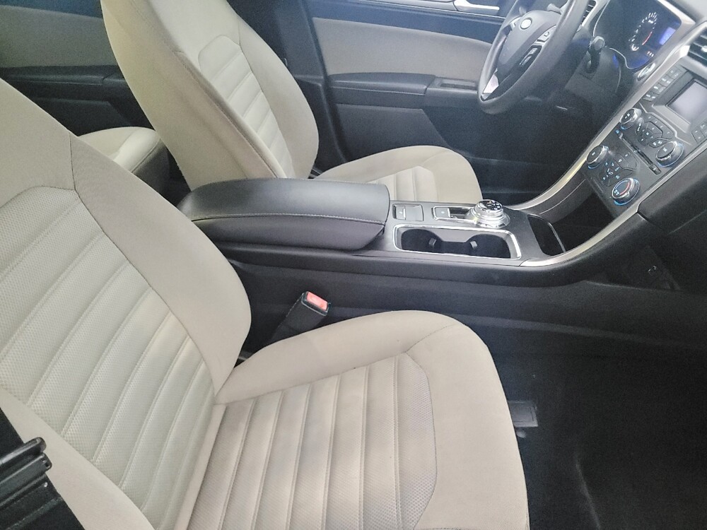2017 Ford Fusion in Lakeland, FL 33815 - 18141203 21