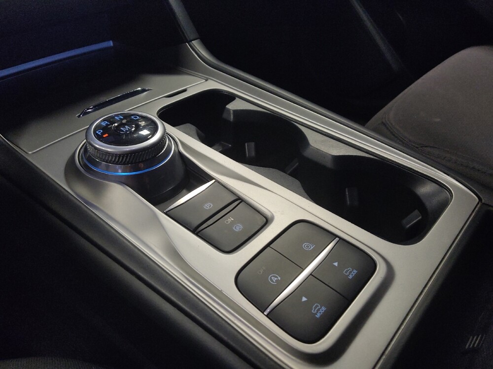 2020 Ford Explorer in Glendale, AZ 85301 - 18141206 26