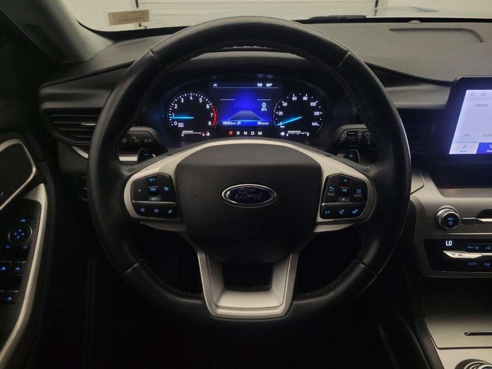 2020 Ford Explorer in Glendale, AZ 85301 - 18141206 22