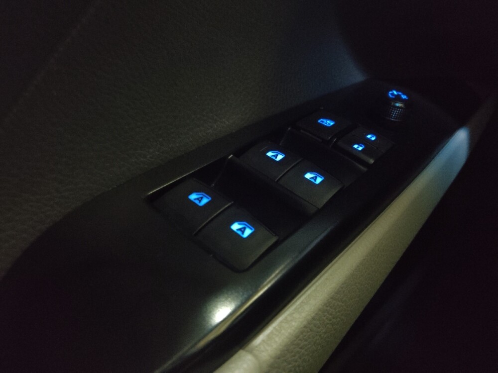 2018 Toyota Camry in Columbus, GA 31909 - 18141208 27