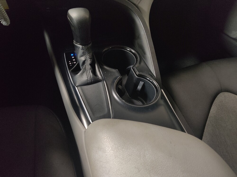 2018 Toyota Camry in Columbus, GA 31909 - 18141208 26