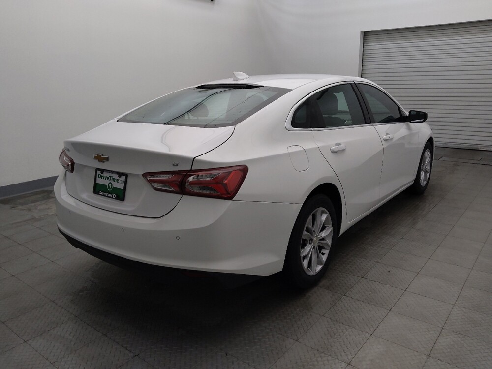 2019 Chevrolet Malibu in Houston, TX 77074 - 18141209 9