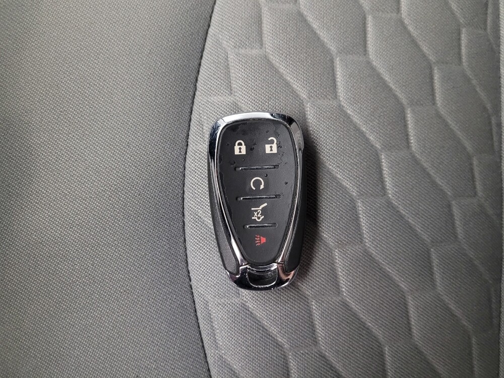 2021 Chevrolet Equinox in El Cajon, CA 92020 - 18141210 32