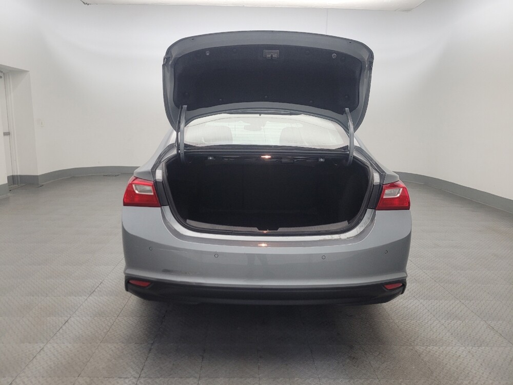 2024 Chevrolet Malibu in Glendale, AZ 85301 - 18141216 29