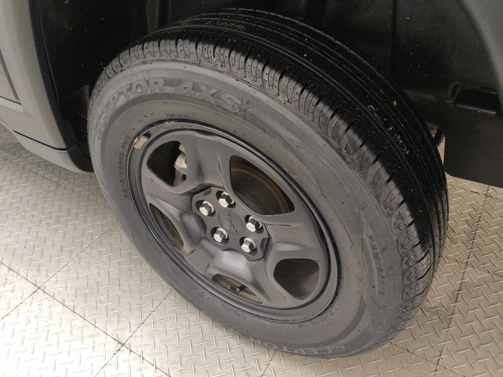 2021 Jeep Compass in Houston, TX 77060 - 18141225 31