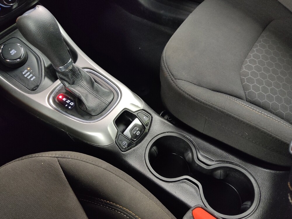 2021 Jeep Compass in Houston, TX 77060 - 18141225 26