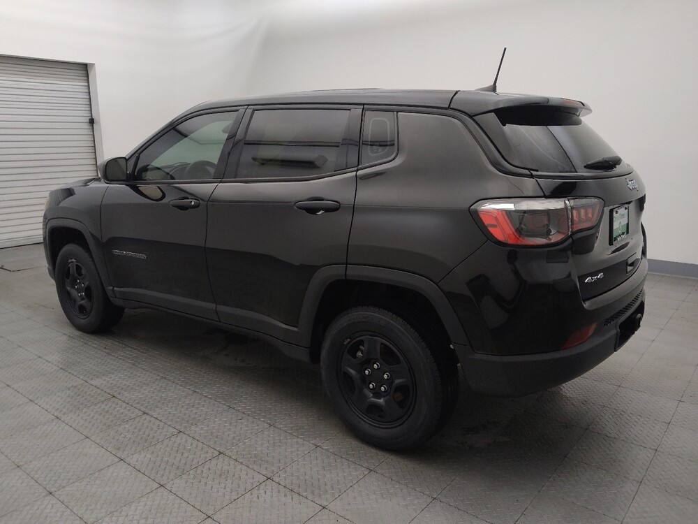 2021 Jeep Compass in Houston, TX 77060 - 18141225 3