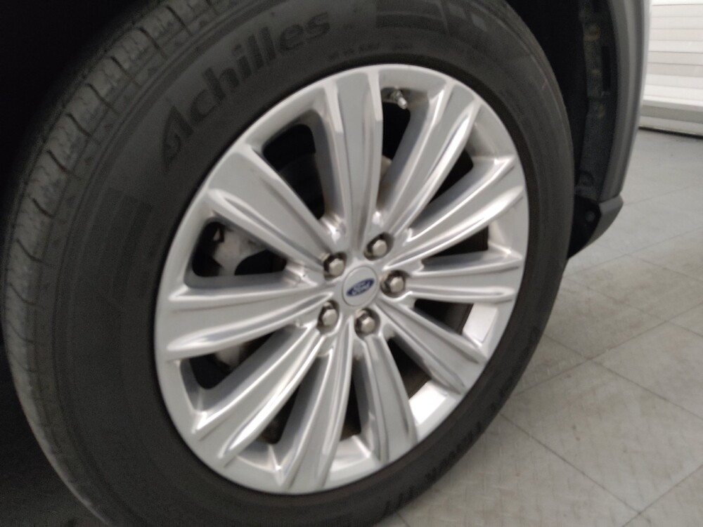 2020 Ford Explorer in Tampa, FL 33619 - 18141228 31