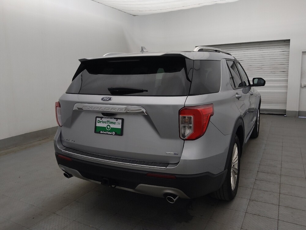 2020 Ford Explorer in Tampa, FL 33619 - 18141228 9