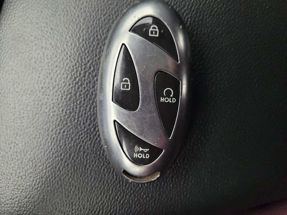 2025 Hyundai Elantra in Greensboro, NC 27407 - 18141229 32