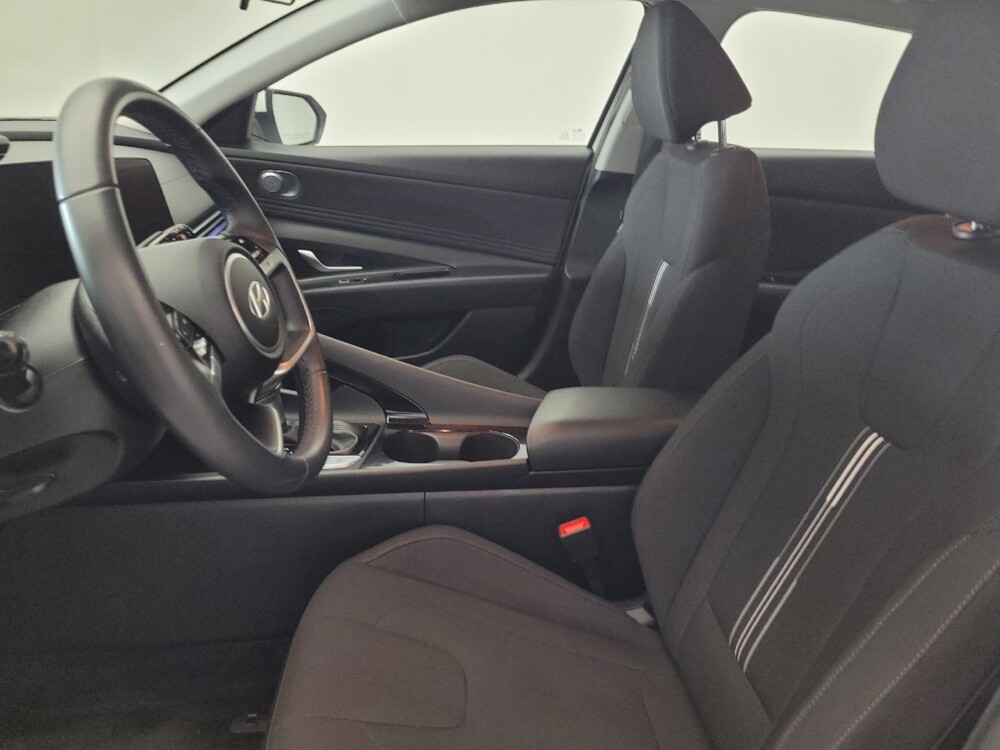 2025 Hyundai Elantra in Greensboro, NC 27407 - 18141229 17