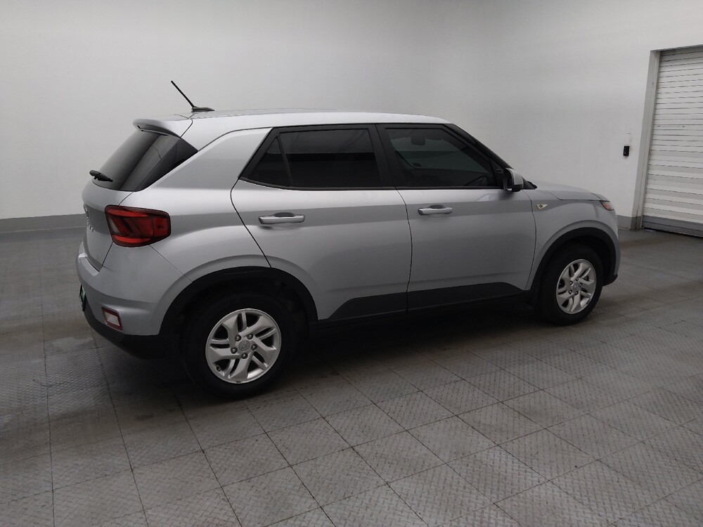 2023 Hyundai Venue in Miami, FL 33157 - 18141232 10