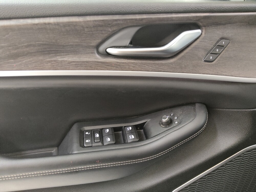 2023 Jeep Grand Cherokee in St. Louis, MO 63125 - 18141233 27
