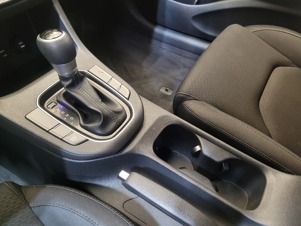 2018 Hyundai Elantra in Cincinnati, OH 45255 - 18141240 26
