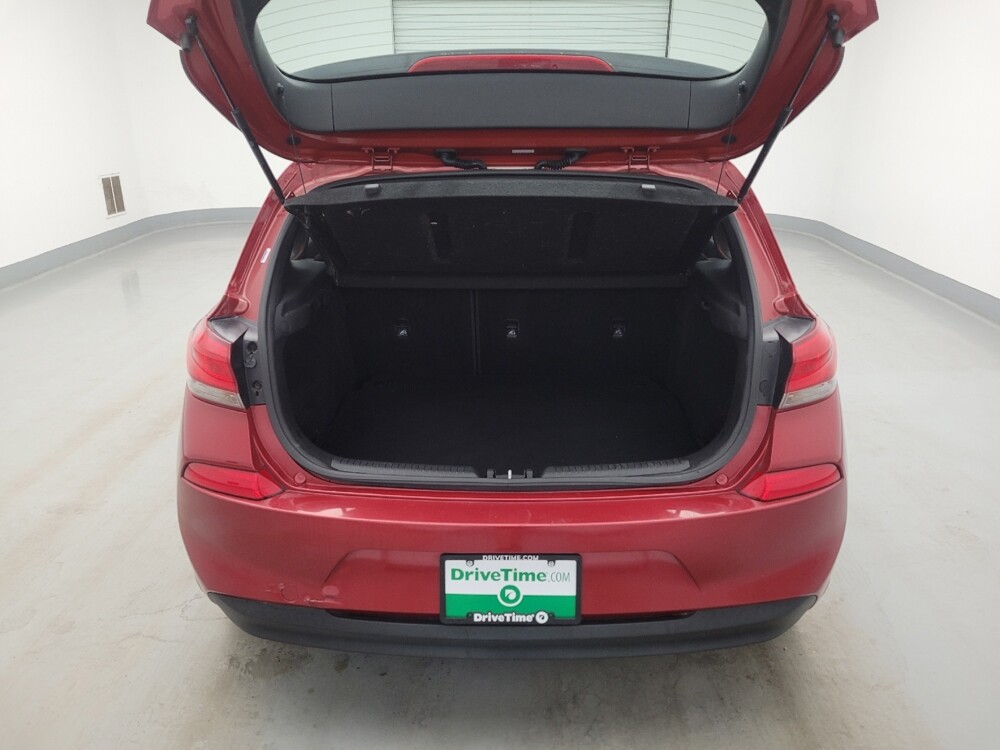 2018 Hyundai Elantra in Cincinnati, OH 45255 - 18141240 29