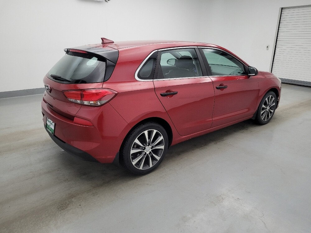 2018 Hyundai Elantra in Cincinnati, OH 45255 - 18141240 10