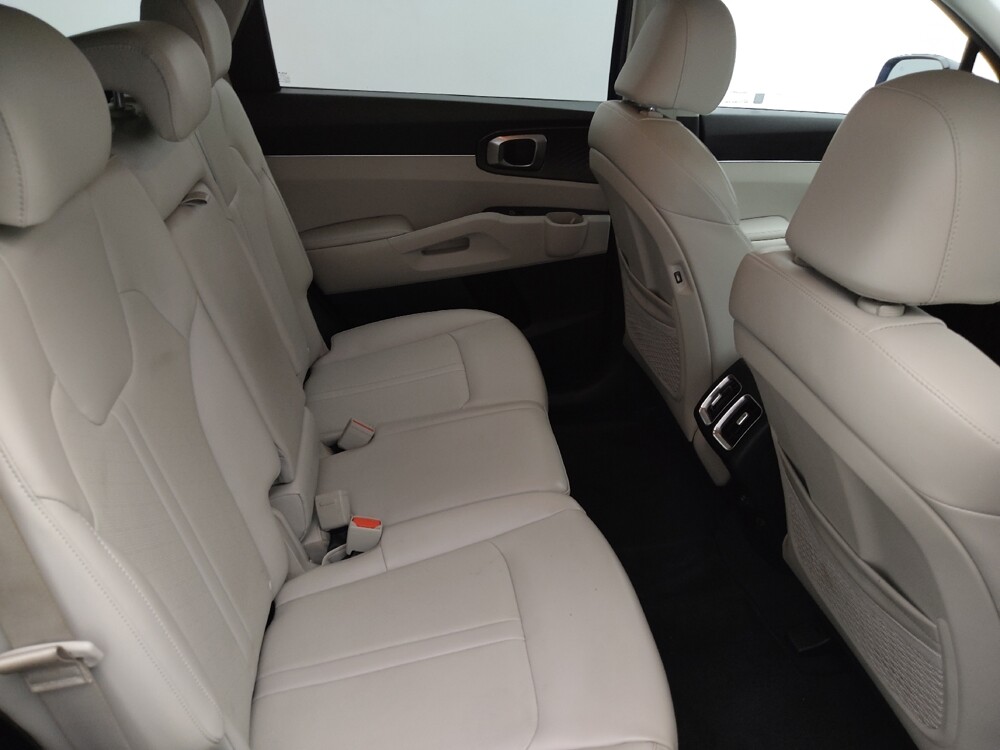 2023 Kia Sorento in St. Louis, MO 63136 - 18141245 19