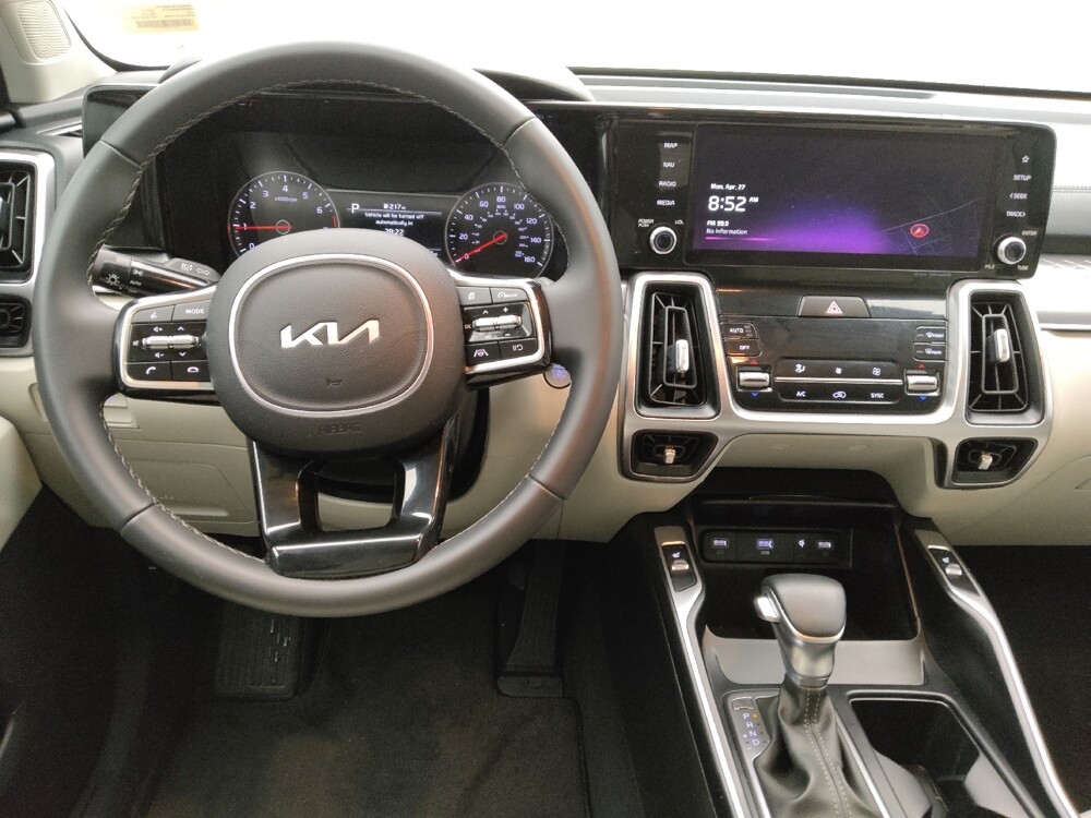 2023 Kia Sorento in St. Louis, MO 63136 - 18141245 22