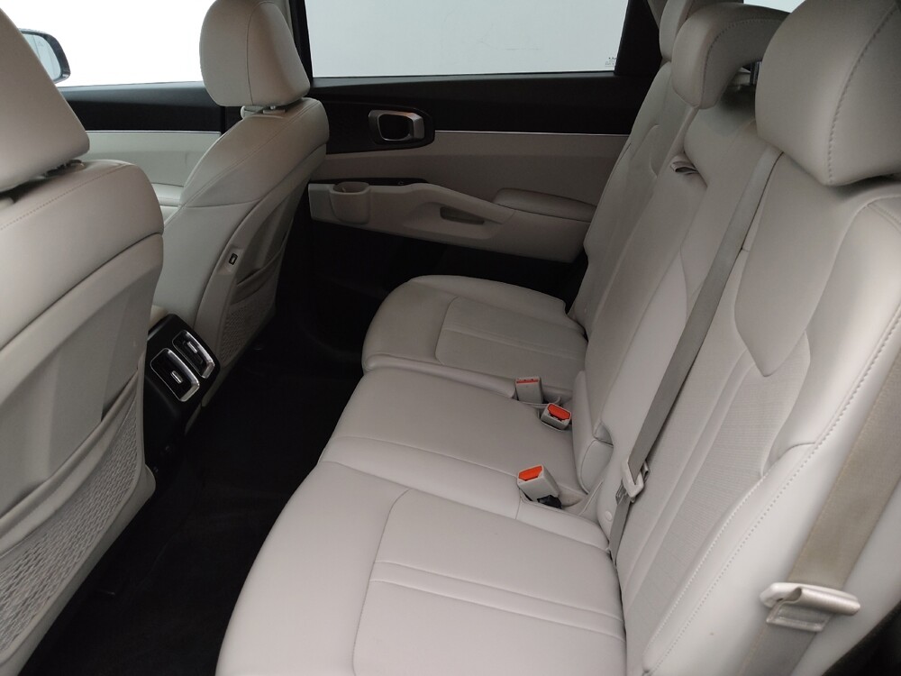 2023 Kia Sorento in St. Louis, MO 63136 - 18141245 18