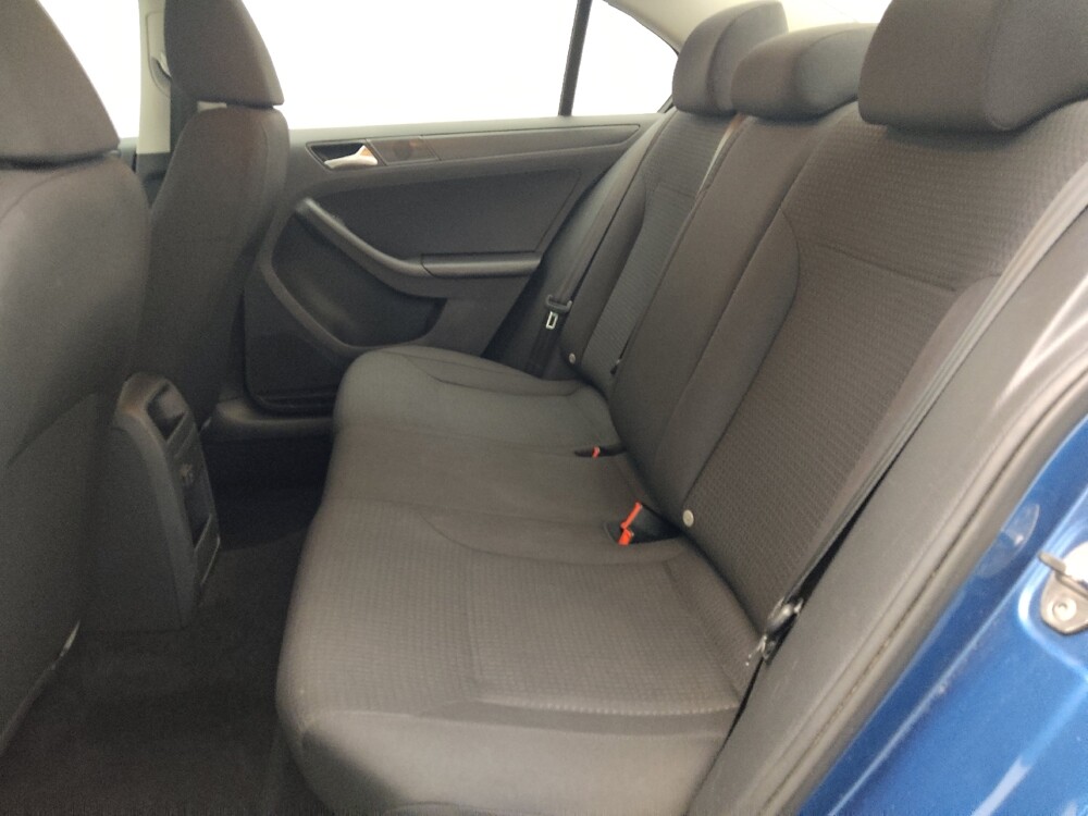 2016 Volkswagen Jetta in Lauderdale Lakes, FL 33313 - 18141253 18