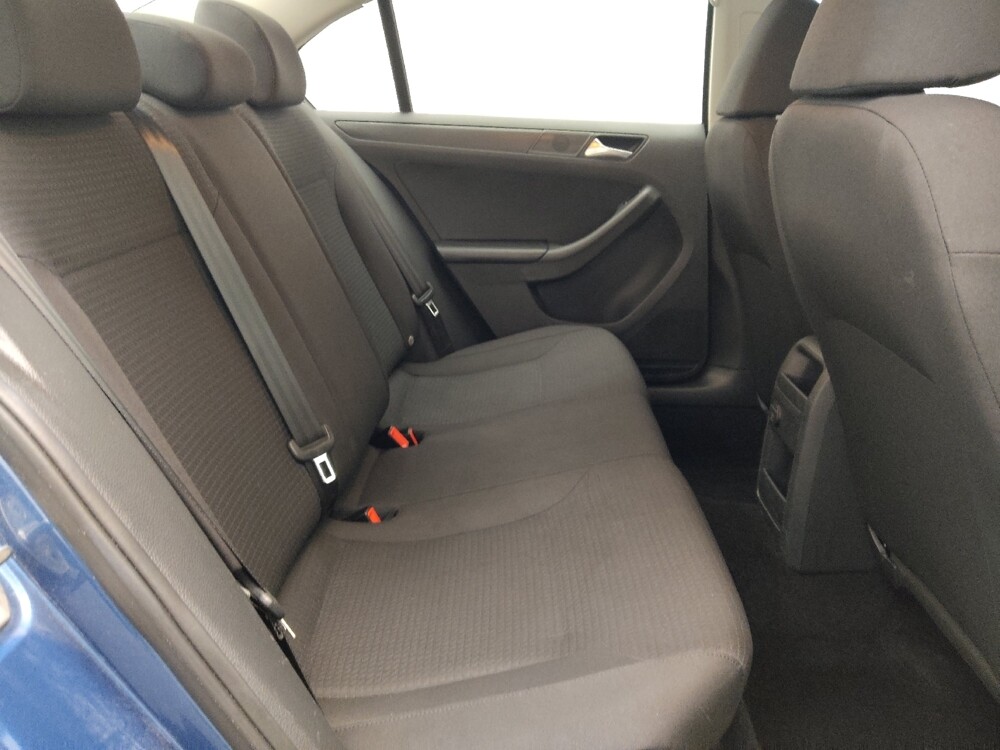 2016 Volkswagen Jetta in Lauderdale Lakes, FL 33313 - 18141253 19