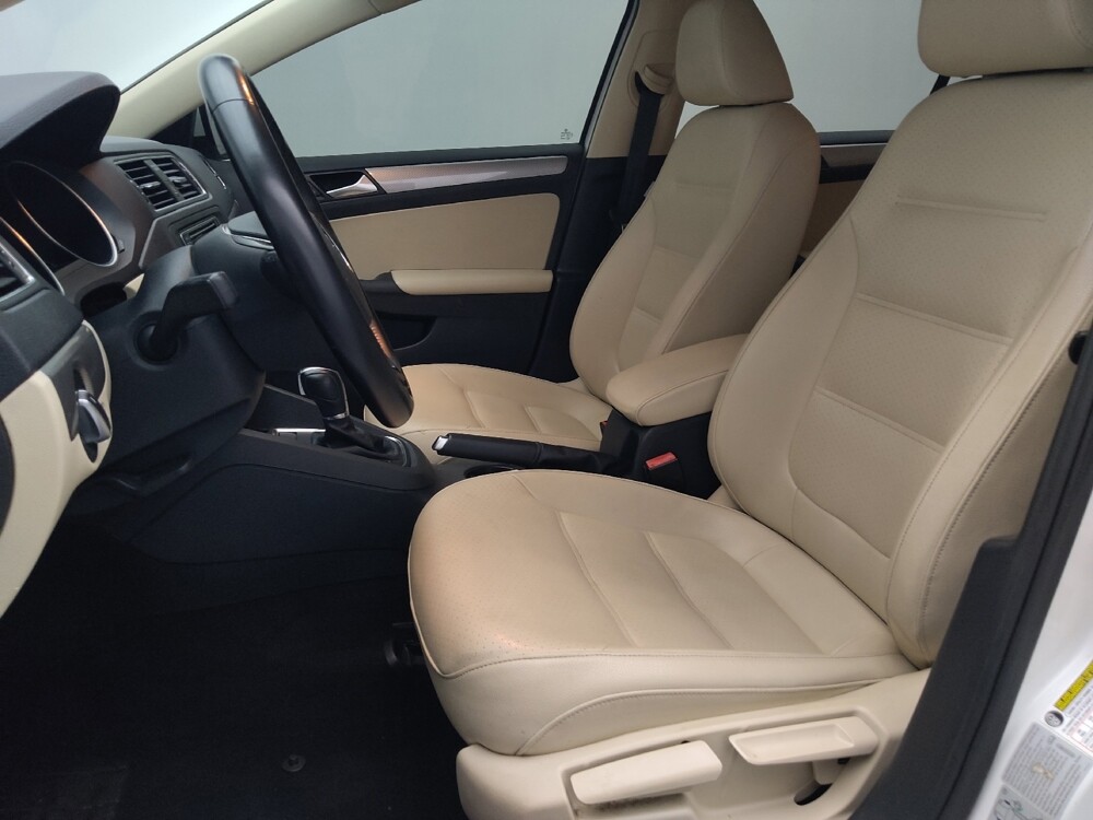2017 Volkswagen Jetta in Savannah, GA 31419 - 18141255 17