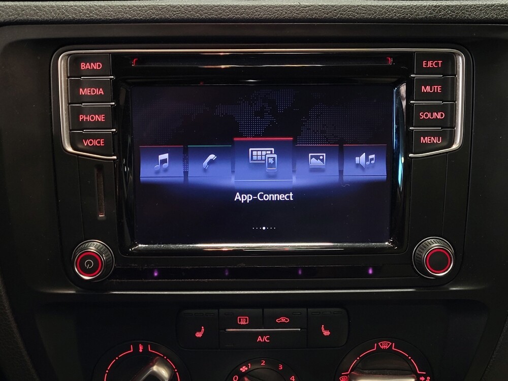 2017 Volkswagen Jetta in Savannah, GA 31419 - 18141255 25