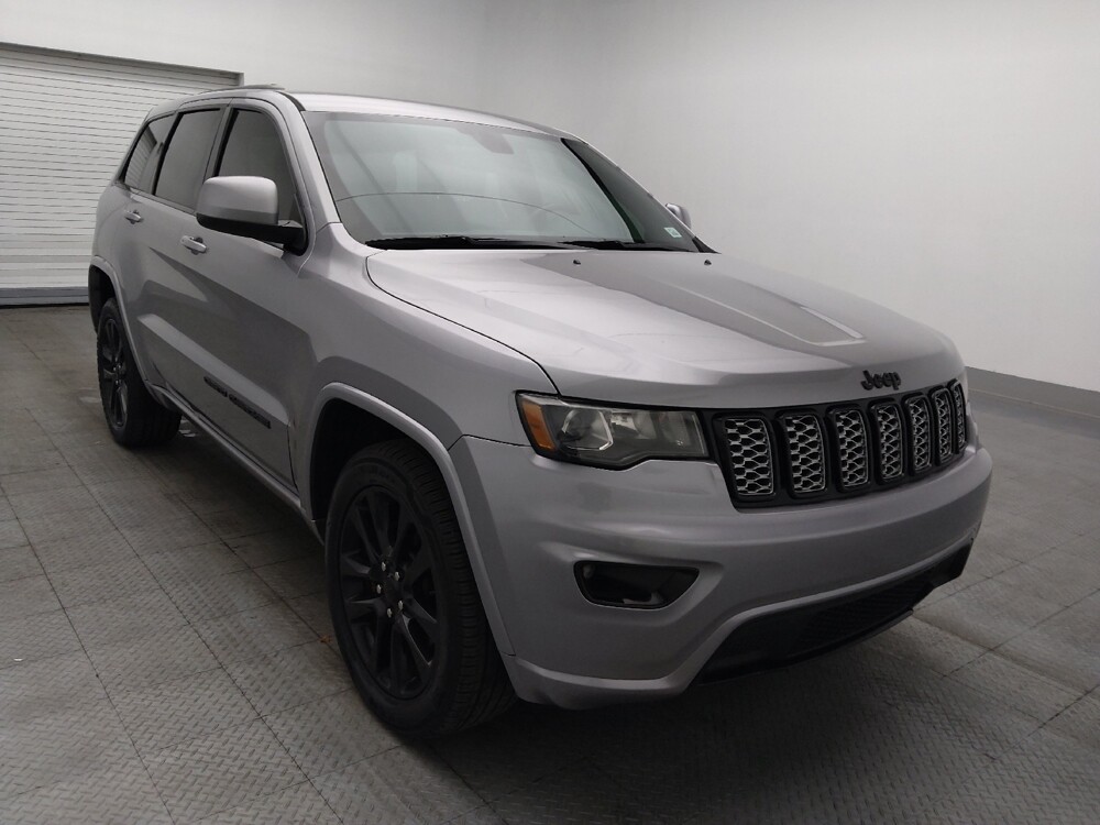 2018 Jeep Grand Cherokee in Orlando, FL 32808 - 18141258 13
