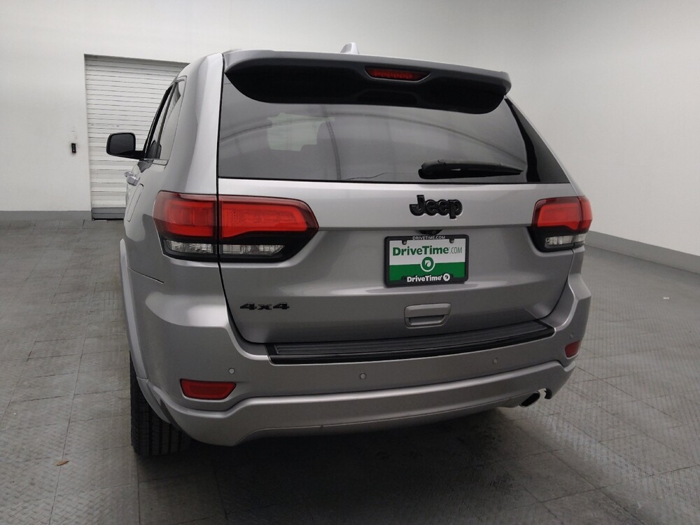 2018 Jeep Grand Cherokee in Orlando, FL 32808 - 18141258 6