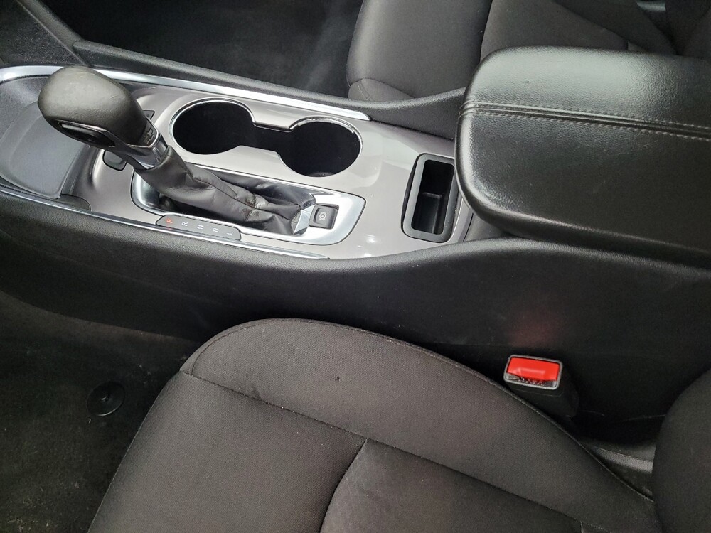 2022 Chevrolet Malibu in Salem, VA 24153 - 18141280 26