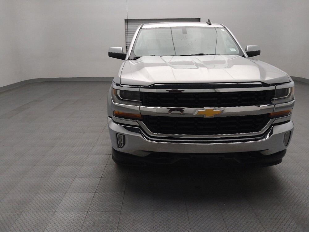 2018 Chevrolet Silverado 1500 in Fort Worth, TX 76116 - 18141297 14