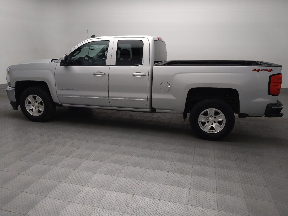 2018 Chevrolet Silverado 1500 in Fort Worth, TX 76116 - 18141297 3